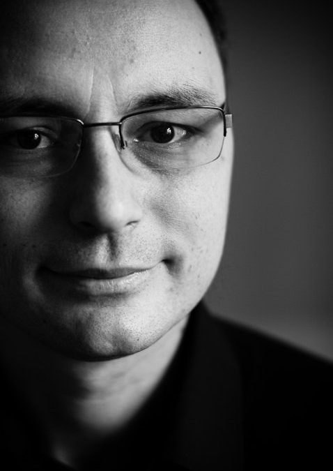 БЕЗ СТРУЈА, Владимир Мартиновски